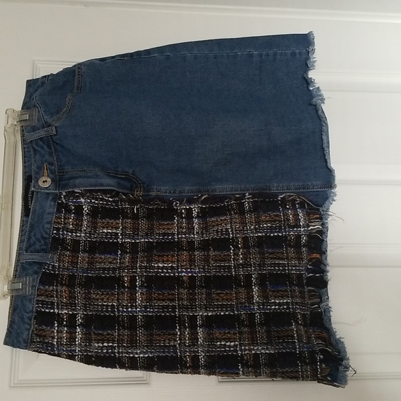 2 pc Denim Skirt Set - Picture 2 of 4